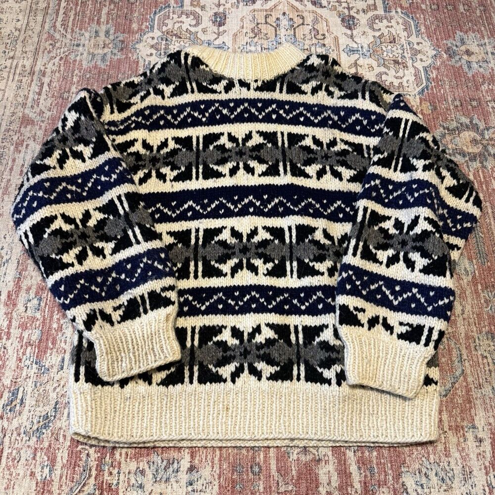 Vintage Artesania Hand Knit Wool Sweater Fair Isle Christmas Sweater Ecuador